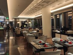 -云端西餐厅(南宁龙光那莲豪华精选酒店)