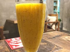 -HIGH FIVE哈福手工汉堡(桂林路店)