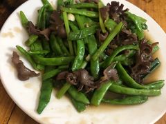 -海口滨海新村143号海南老字号炒菜店