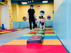 -玩胜青少儿体能(福田侨香中心)