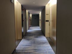 -柏槿酒店(罗湖口岸向西地铁站店)