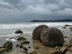 -摩拉基大圆石