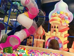 -蓝精灵乐园·世茂精灵之城主题乐园