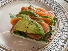 三文鱼牛油果-IL TEATRO 精品意大利餐厅