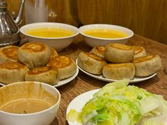 -清真吴记门钉肉饼·喜多利