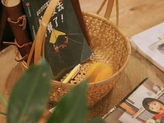 -懒鱼时光馆(沙坪坝店)