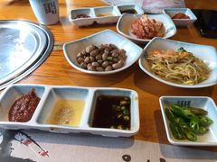 -唯成•韩国炭火烤肉 유성고기