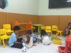 -嘻游纪亲子游泳中心(天佑城店)