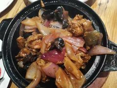 干锅小炒鸡-船歌·鱼水饺青岛菜(闽江二路店)