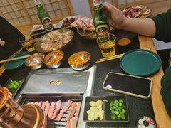 -臻牛烤肉