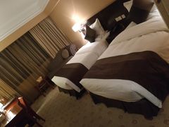 -山东大学学府大酒店(千佛山地铁站店)