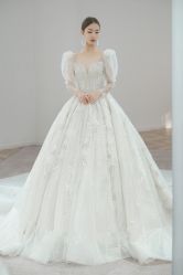 -Renee芮亦婚纱(原丽莎)