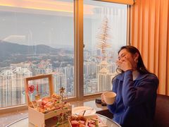 -广州中心皇冠假日酒店·汇点大堂吧