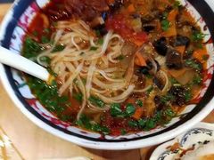 岐山哨子面-秦关面道(世博店)