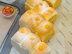 -面包新语(宝龙店)