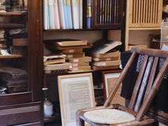 -邊城書店