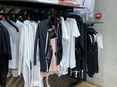 -NIKE品牌体验店(南京东路店)