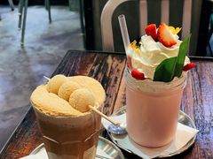 白玉豆乳冰拿铁-MIKAKU(万达广场上海宝山店)