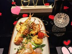香焗龙虾配自制黑松露酱-上海苏宁宝丽嘉酒店·Cafe Bellagio西餐厅