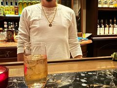 -DM Distiller & Mixologist Whisky Cocktail Bar
