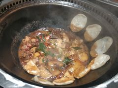 -地锅公社·现炒地锅鸡·地锅鱼·夜宵(罗锦路店)