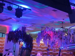 -巴特餐饮6加1音乐餐吧·新疆菜