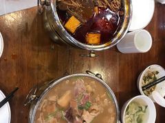 前门楼子卤煮火烧-恭敬李老北京炸酱面·京味菜(西花市店)