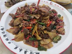 -鲁南仔·滕州炒鸡(经三路店)