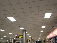 -班达拉奈克国际机场