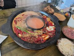 -黄潇洒老火锅(九眼桥宏济巷店)