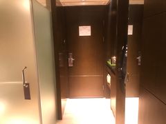 -上海西藏大厦万怡酒店