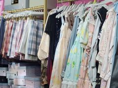 -甜镜物语 LOLITA·汉服·JK制服三坑生活馆(滨江道店)