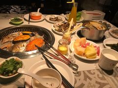 -锅儿欢海鲜火锅烤肉自助餐(东港凯虹店)