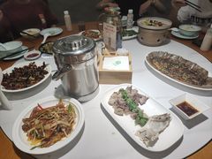 -九道菜有鸡鱼头(石鼓路店)