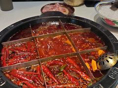 -卤校长老火锅(杨家坪直营店)