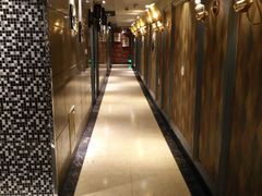 -环球梦主题KTV(曲阳生活购物中心店)