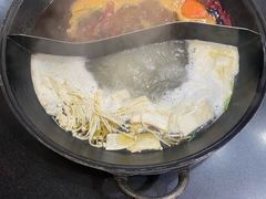 -重庆故事姊妹老火锅(财经学院店)