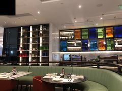 -港丽餐厅(高德置地店)