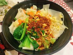 -秦香陕西食府(华贸天地店)