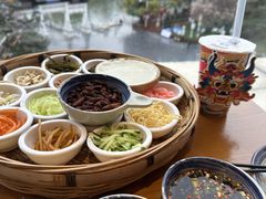 -包整·丝娃娃(一览甲秀楼风景店)