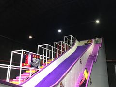 -嘿哟动霸CHUA·新潮玩运动娱乐中心·蹦床滑冰团建乐园