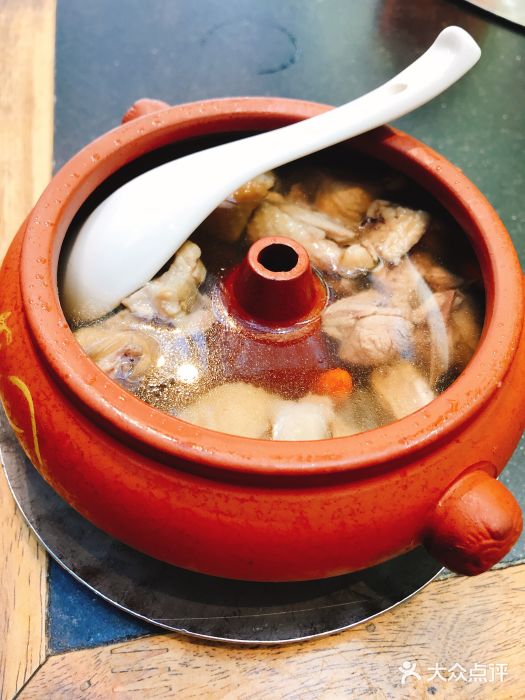 茴香熙楼(翠湖店)黑松露汽锅鸡图片