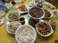 -东北食府·铁锅炖(花溪湾店)