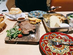 -LENBACH兰巴赫西餐啤酒坊(大连东港店)