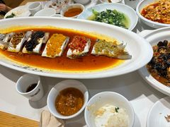 -饭橘汉江码头·乡野土菜馆(静安路店)