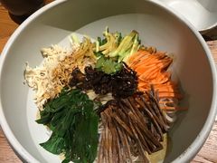 鸡丝凉米线-云海肴·汽锅鸡·云南菜(天津国金汇店)