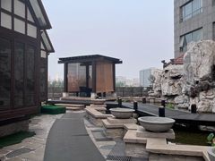 -裕龙汤泉