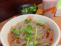 -万记麻辣烫国展总店