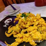 闺蜜小聚在五溪红小子吃虾，冷呼呼的天气来一盆热辣麻麻