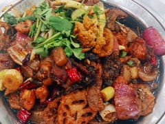 干锅鸡翅掌中宝拼剔骨肉-稻香餐厅中餐干锅(劼人路店)
